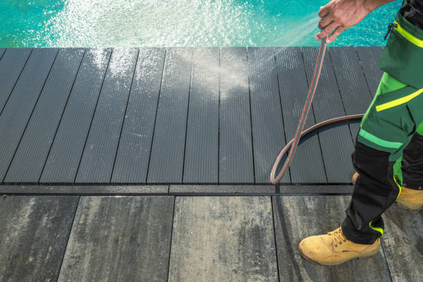 Best Deck Pressure Washing  in Freeport, PA